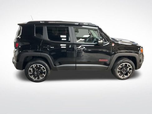 Certified 2023 Jeep Renegade Trailhawk image 7