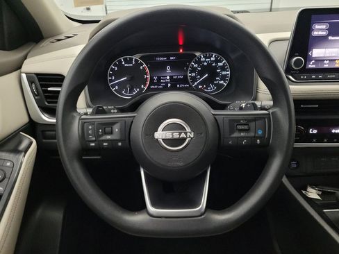 Used 2024 Nissan Rogue SV AWD/4WD image 22