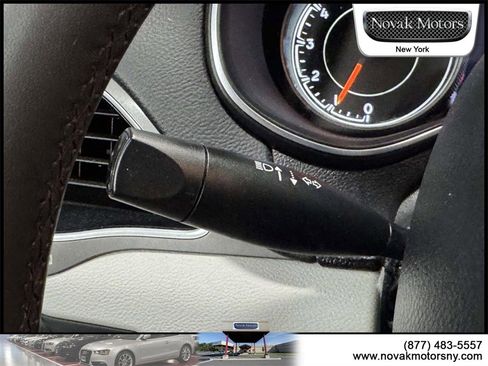 Used 2021 Jeep Cherokee Limited w/ Mopar Interior Package image 19