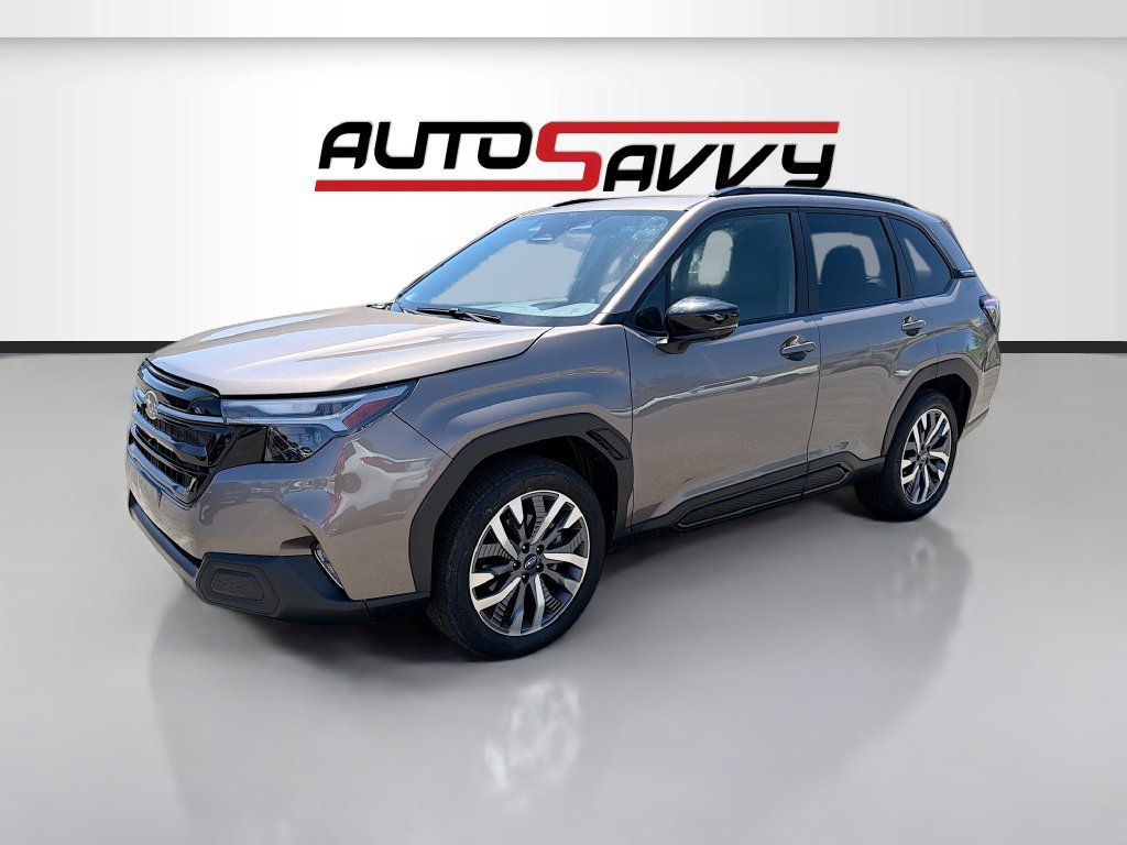 Used 2025 Subaru Forester Touring AWD/4WD image 3