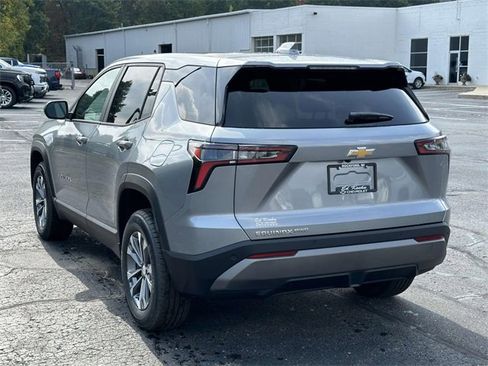 New 2026 Chevrolet Equinox LT w/ Convenience Package II image 5