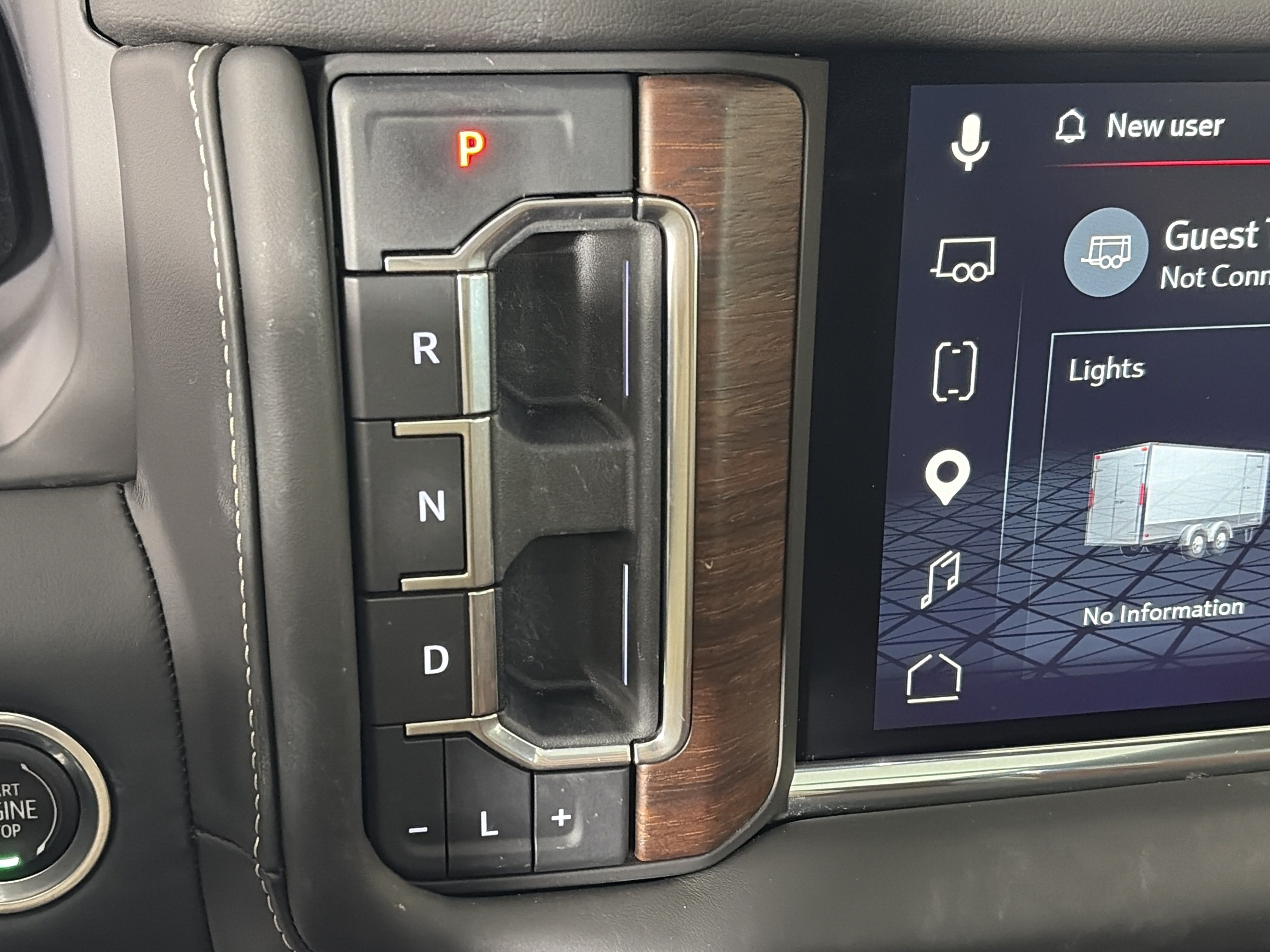 Used 2023 GMC Yukon Denali Ultimate AWD/4WD image 33