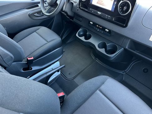 New 2025 Mercedes-Benz Sprinter 2500 image 14