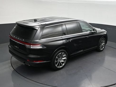 Used 2021 Lincoln Aviator Grand Touring w/ Equipment Group 301A AWD/4WD image 19