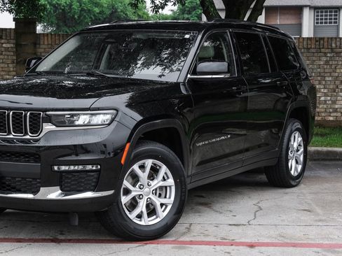 Used 2022 Jeep Grand Cherokee L Limited AWD/4WD image 14