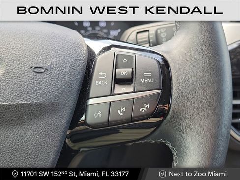 Used 2022 Ford Escape SEL image 16