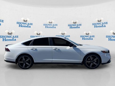 Used 2024 Honda Accord Sport image 9