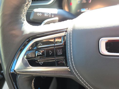 Used 2023 Jeep Grand Cherokee Overland w/ Adv Protech Group III image 19