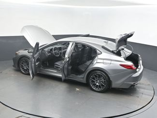 Used 2025 Toyota Camry XSE video 2