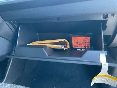 New 2025 Chevrolet Traverse LT w/ Enhanced Driving Package image 21