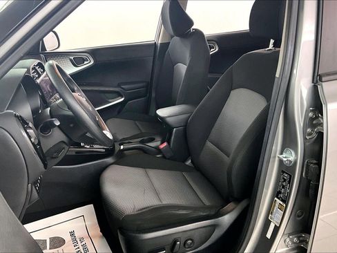 Used 2024 Kia Soul S image 21