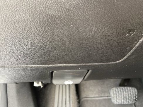 Used 2024 Chevrolet Malibu LT image 42