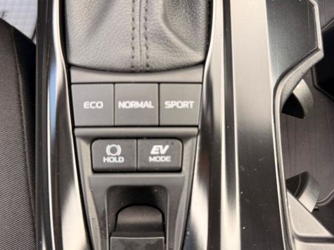 Used 2026 Toyota Camry LE FWD image 23