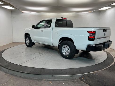 New 2026 Nissan Frontier S image 3