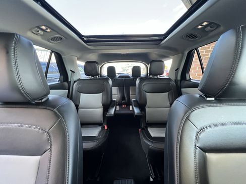 Used 2023 Ford Explorer XLT w/ Equipment Group 202A image 14