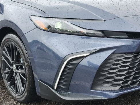 New 2026 Toyota Camry SE FWD image 7