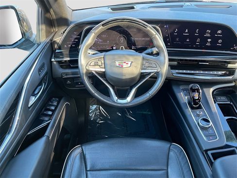 Certified 2024 Cadillac Escalade ESV Sport image 22