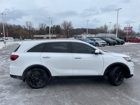 Used 2020 Kia Sorento EX image 2