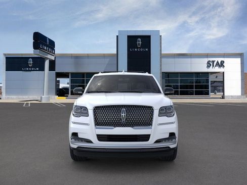 New 2023 Lincoln Navigator Reserve image 6