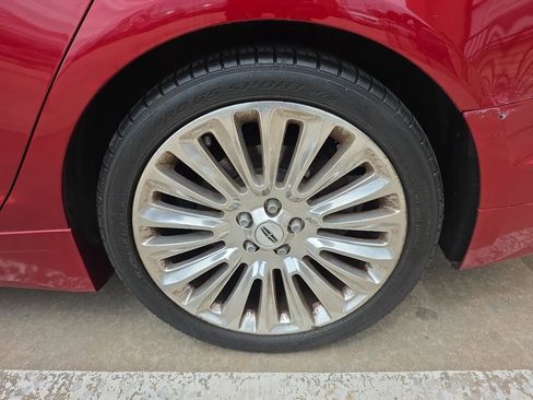 Used 2013 Lincoln MKZ FWD image 29