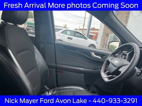 Used 2025 Ford Escape ST-Line Select AWD/4WD image 13