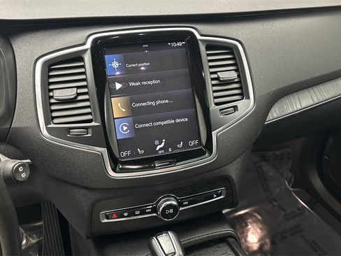 Used 2020 Volvo XC90 T6 Momentum w/ Protection Package image 13