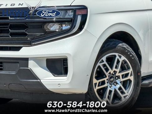 Certified 2025 Ford Expedition Max Active AWD/4WD image 3