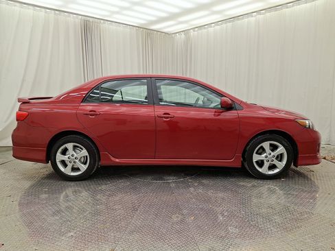 Used 2012 Toyota Corolla S image 24