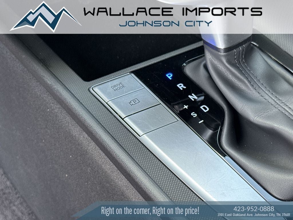 Used 2024 Hyundai Elantra SE FWD image 24