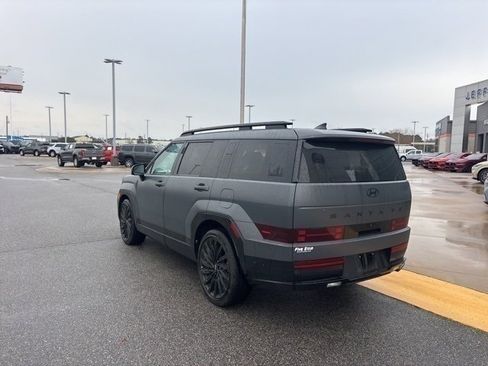 Used 2024 Hyundai Santa Fe Calligraphy image 3