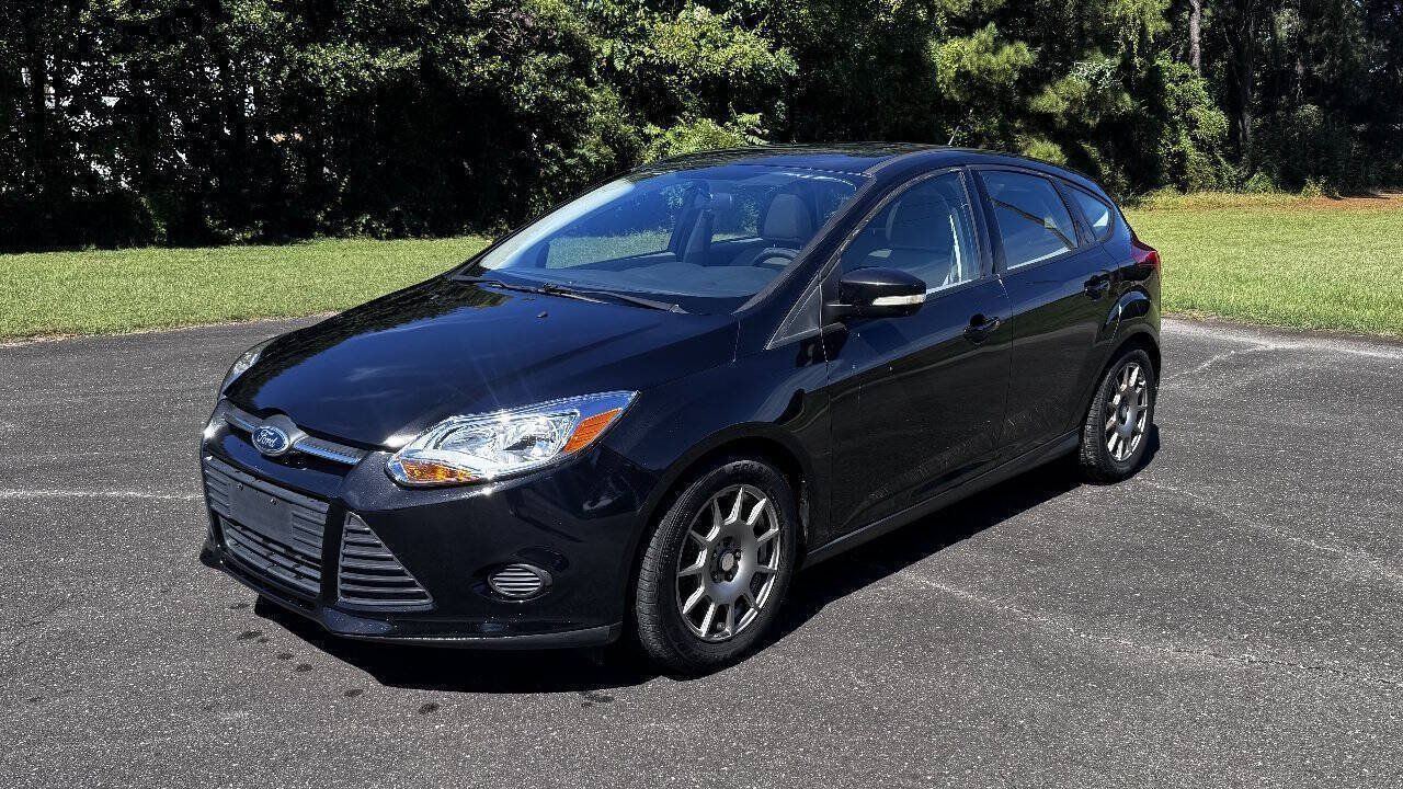 Used 2014 Ford Focus SE FWD image 4