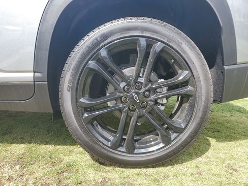 New 2026 Chevrolet Traverse LT w/ Driver Confidence Package image 5