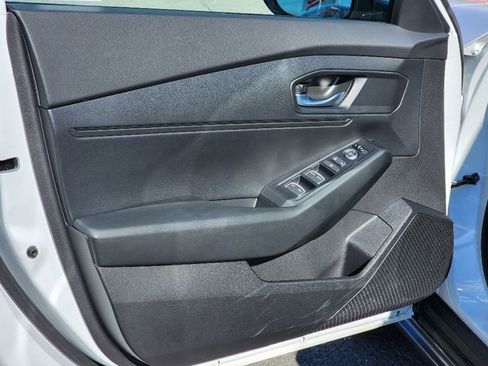 Used 2025 Honda Accord LX image 19