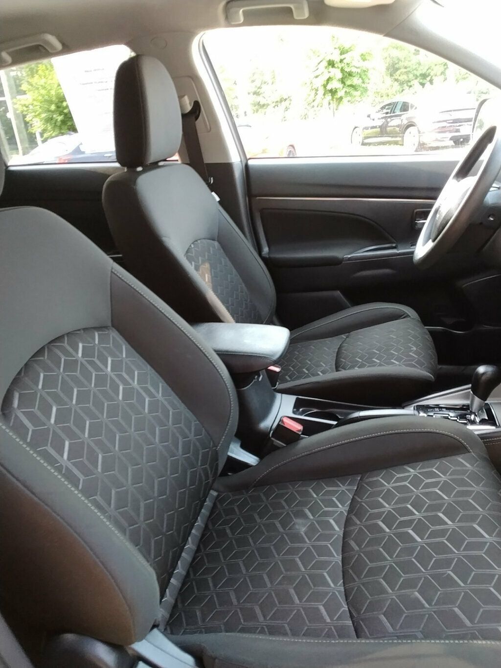 Used 2023 Mitsubishi Outlander Sport AWD image 10