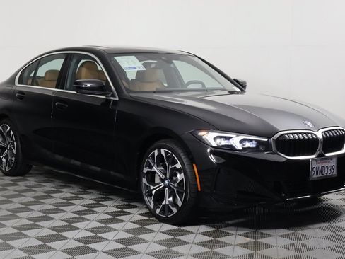 Used 2026 BMW 330i Sedan w/ Convenience Package RWD image 3