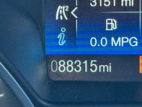 Used 2018 Ford Focus SE FWD image 30