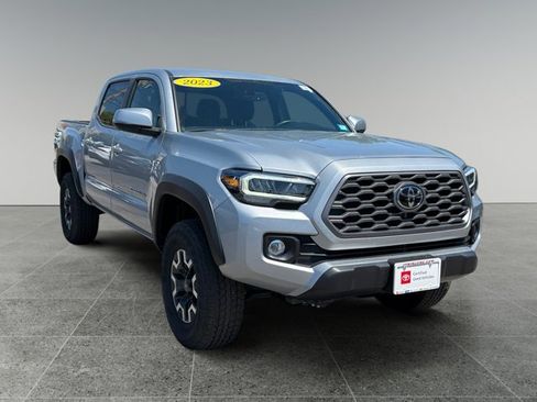 Used 2023 Toyota Tacoma TRD Off-Road AWD/4WD image 8
