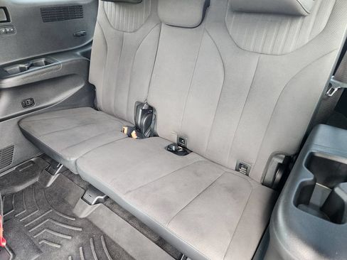 Used 2025 Hyundai Palisade Calligraphy AWD/4WD image 31
