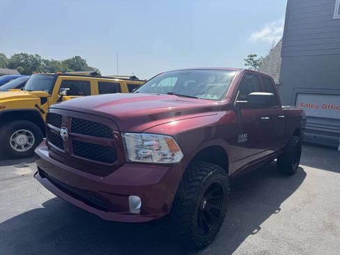 Used 2018 RAM 1500 Express AWD/4WD image 3