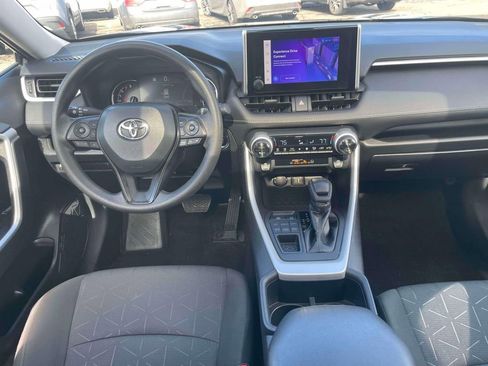 Used 2023 Toyota RAV4 XLE w/ Convenience Package image 14