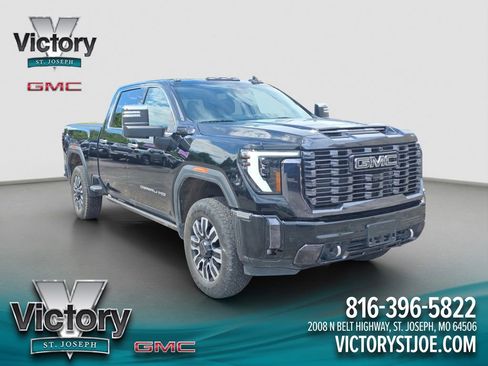 Used 2024 GMC Sierra 2500 Denali Ultimate AWD/4WD image 1