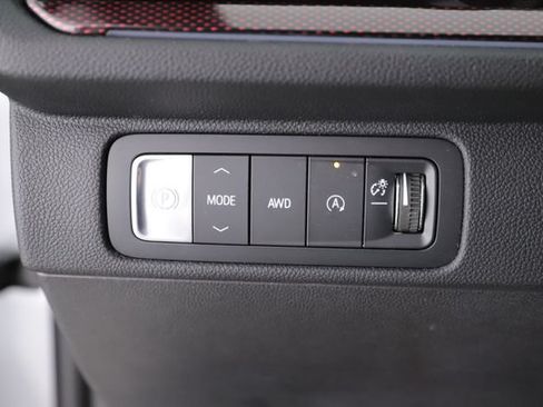 Used 2026 Chevrolet Traverse Z71 AWD/4WD image 19