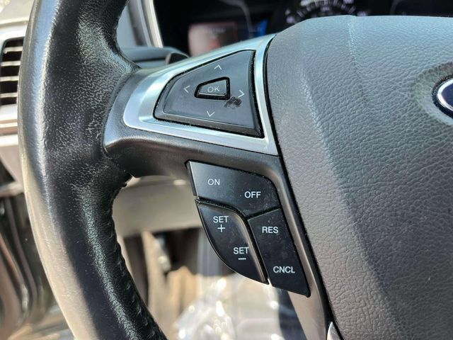 Used 2015 Ford Fusion Titanium FWD image 30
