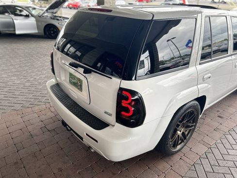 Used 2007 Chevrolet TrailBlazer SS RWD image 21