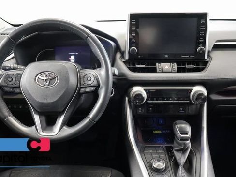 Used 2022 Toyota RAV4 Limited AWD/4WD image 14