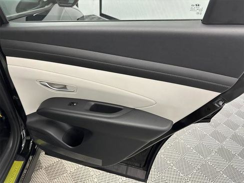 New 2026 Hyundai Tucson SEL image 17