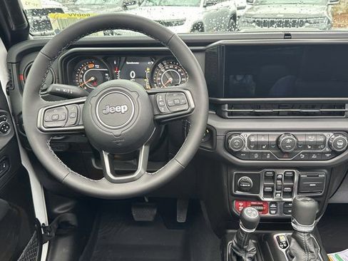 New 2026 Jeep Wrangler Unlimited Rubicon image 24