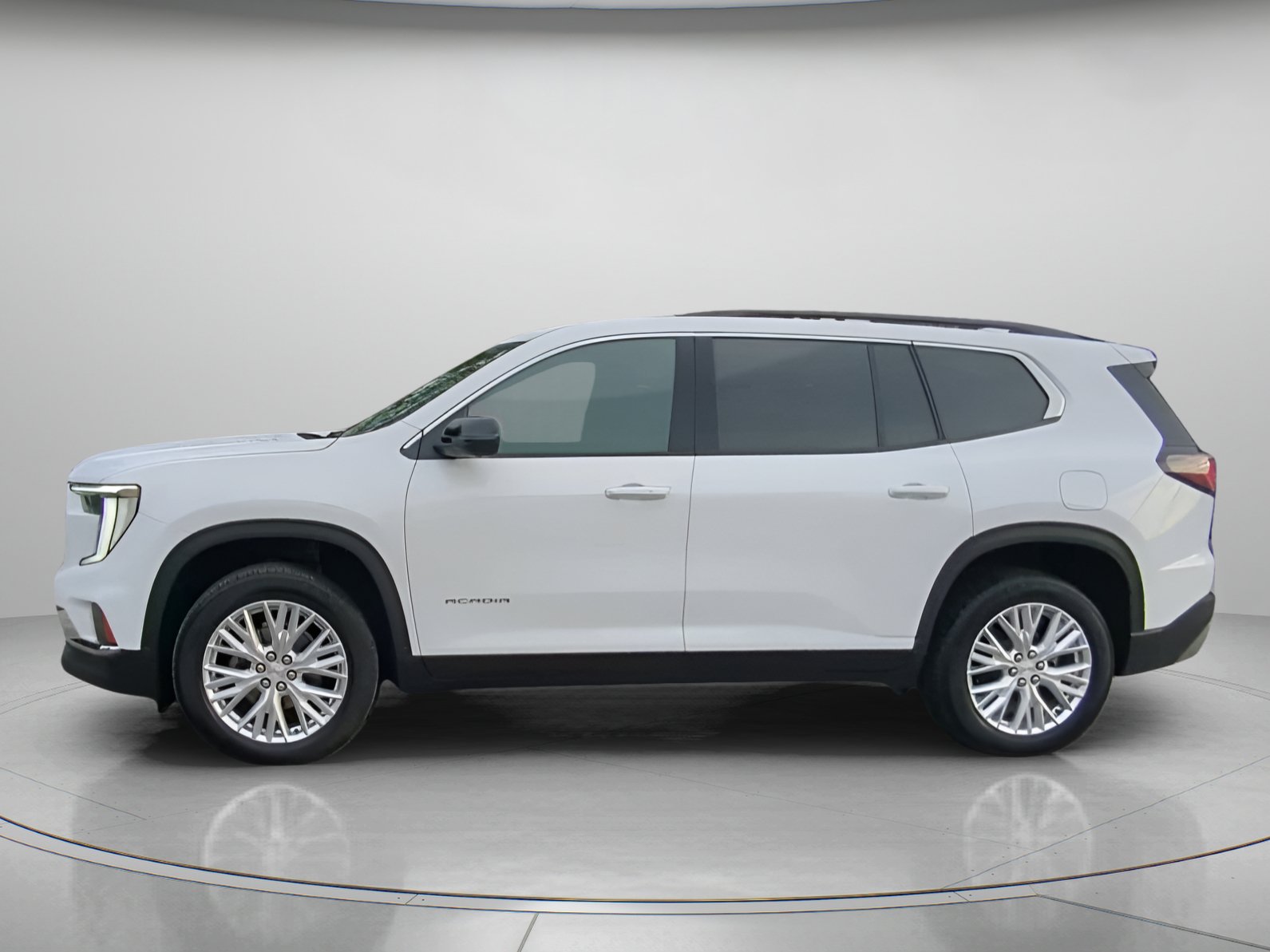 Used 2026 GMC Acadia Elevation w/ Elevation Premium Package FWD image 16