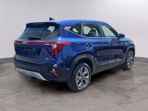 Certified 2025 Kia Seltos LX AWD/4WD image 4