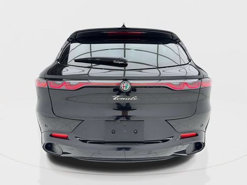 New 2025 Alfa Romeo Tonale w/ Premium Package AWD/4WD image 10